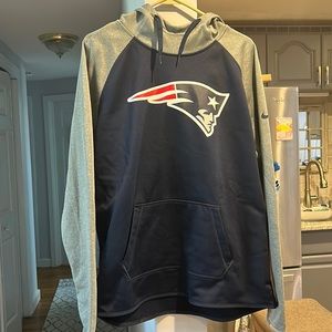 Women’s XL Nike Patriots Sweatshirt